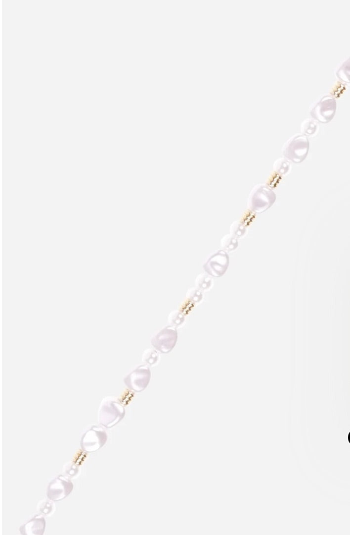 La Coque Francaise Liviya White Pearl Cell phone chain