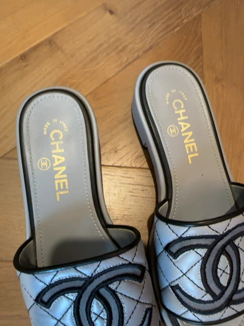 Chanel Slides