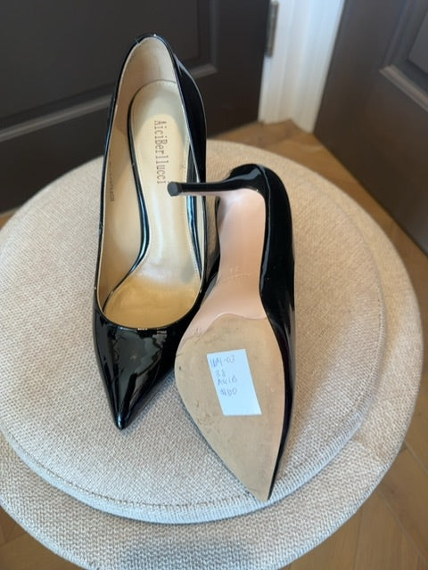 Aici Berllucci Shoes Pumps