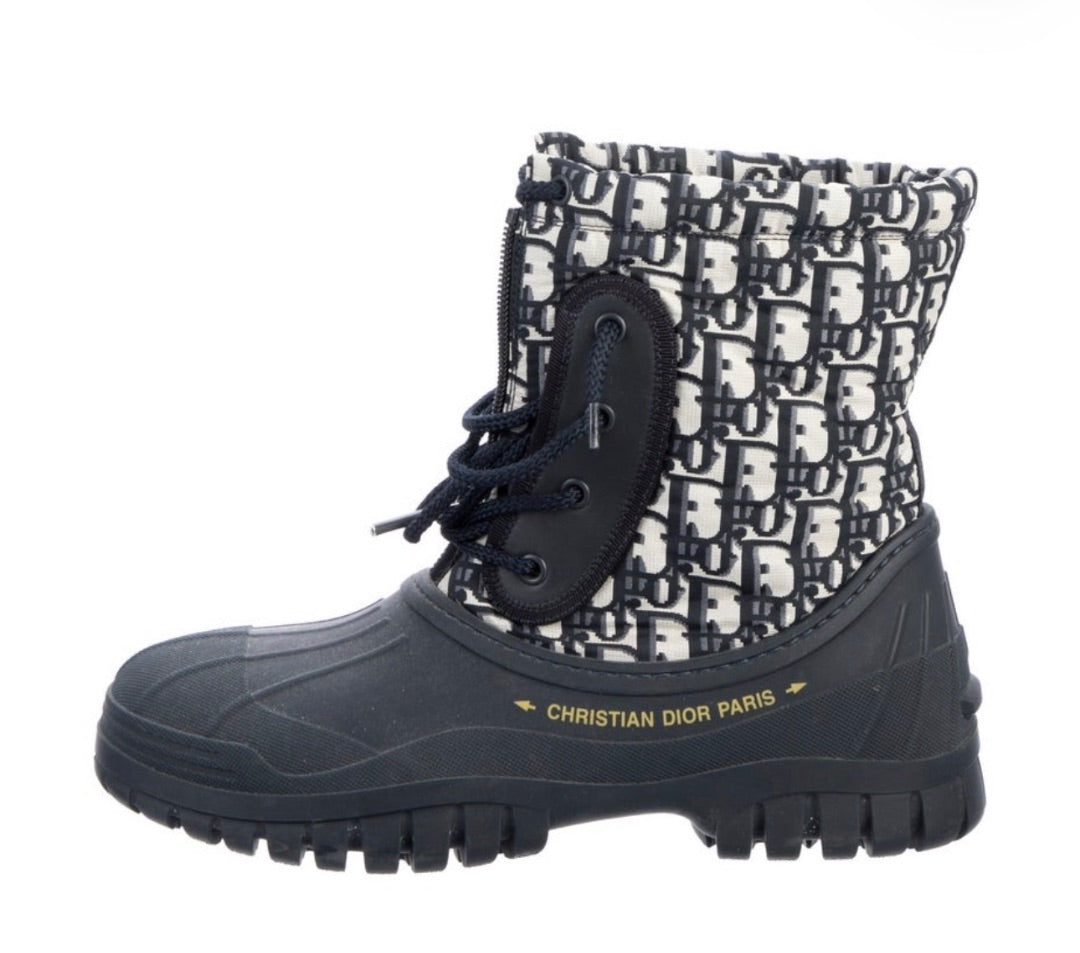 Christian Dior Logo Snow Boots