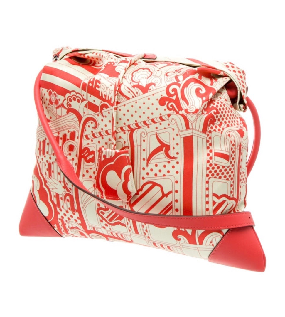 Hermes Hermès 2024 'Faubourg Rainbow' Silky City 33 shoulder bag in printed silk and orange calfskin leather.