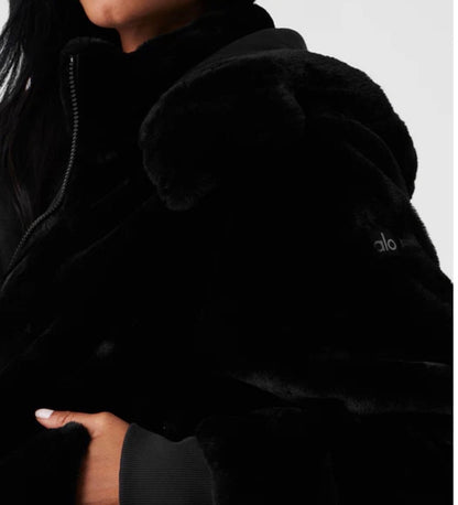 Alo FAUX FUR FOXY JACKET - BLACK