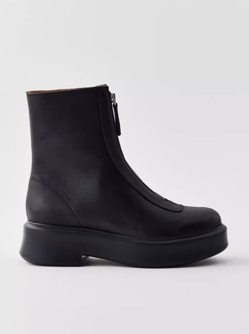 Steve Madden Boots