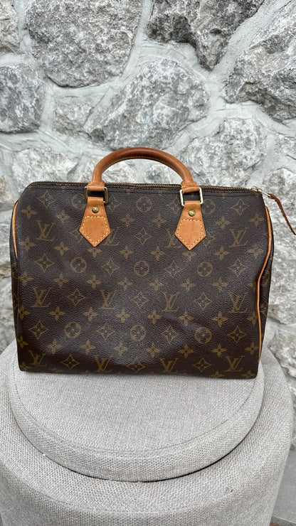 Louis Vuitton Speedy 30