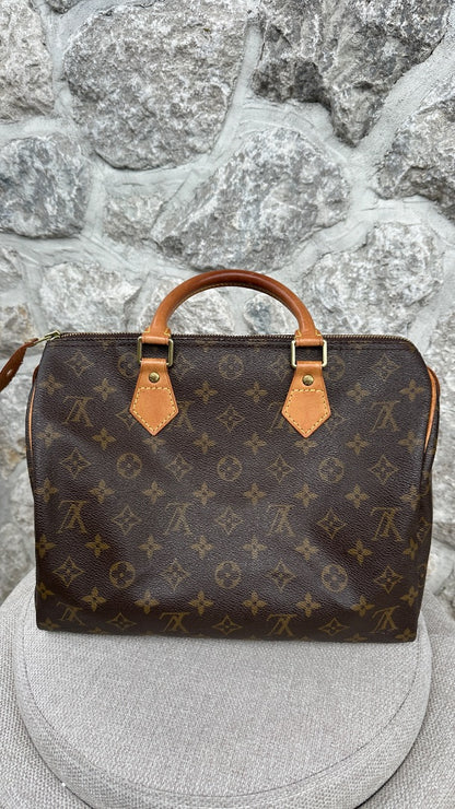 Louis Vuitton Speedy 30