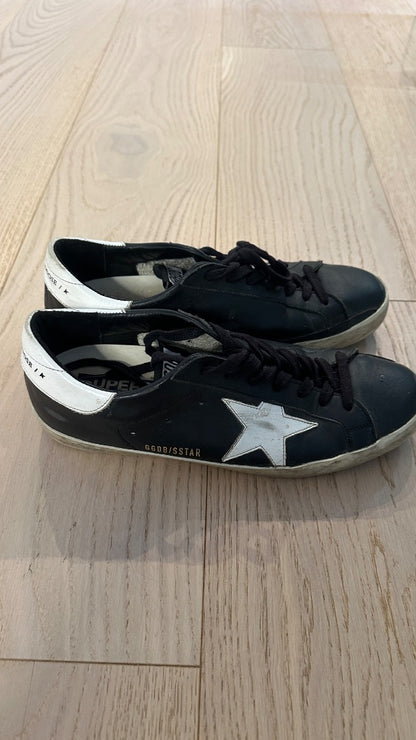 Golden Goose Sneakers