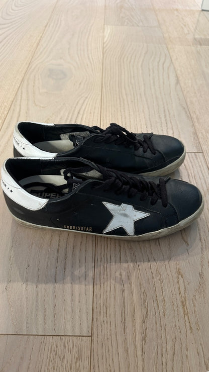 Golden Goose Sneakers