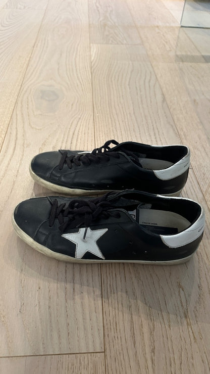 Golden Goose Sneakers