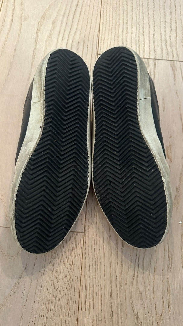 Golden Goose Sneakers