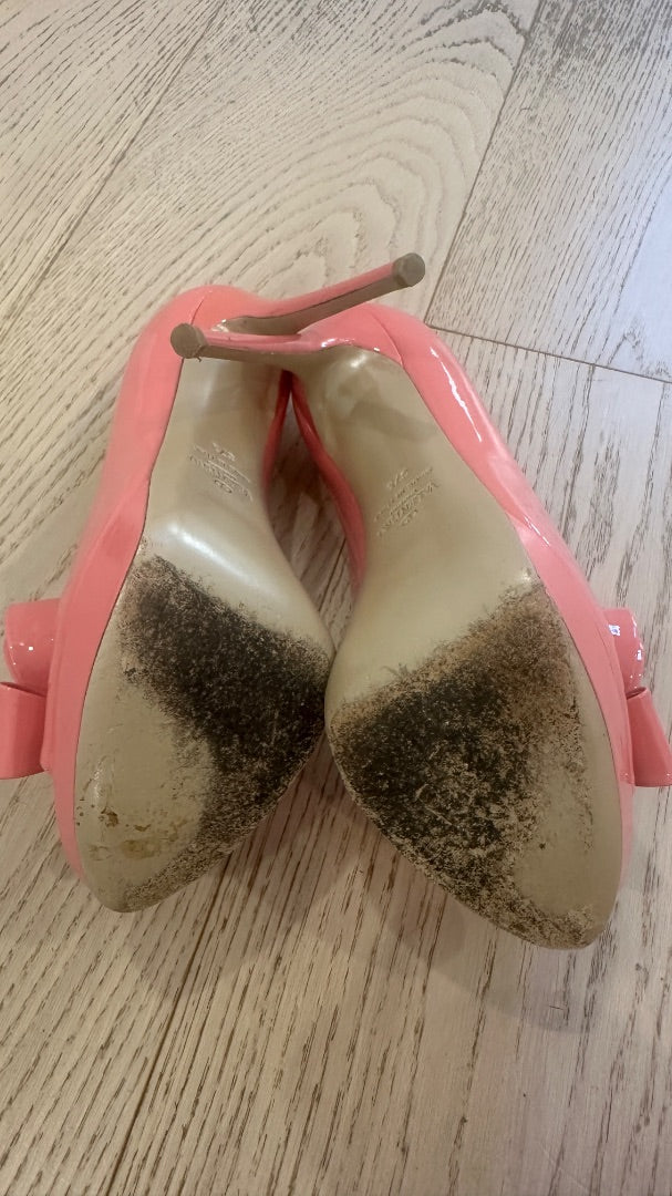 Valentino Patent leather bow peep-toe pumps with  bow