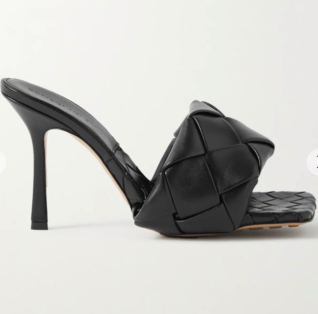 Bottega Veneta Lido intrecciato leather mules