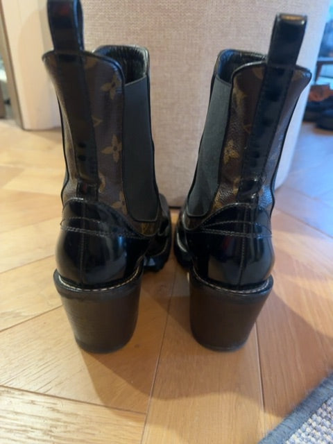 Louis Vuitton Boots