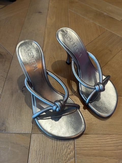 Bottega Veneta Blink metallic leather mule sandal in silver
