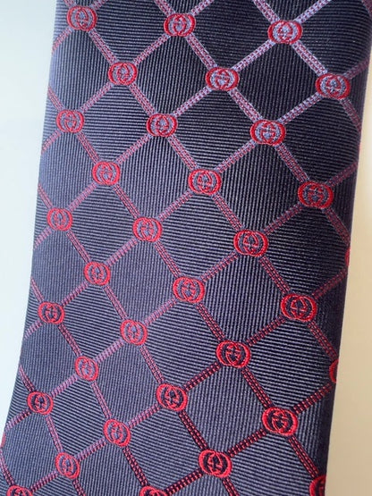 Gucci Silk tie with logo