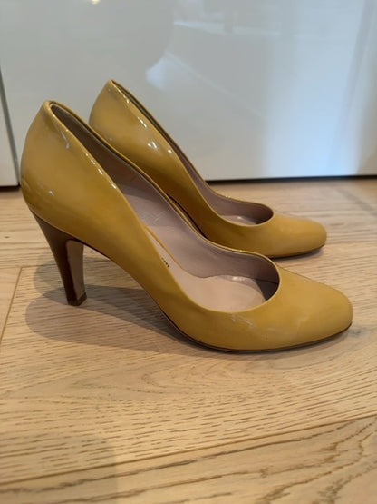 Ferragamo Heels