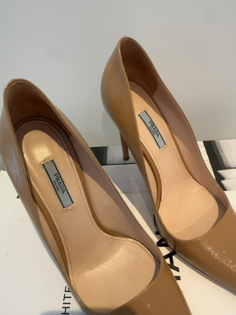 Prada Saffiano leather pointed-toe pumps with sleek stiletto hee