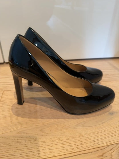 Ferragamo Patent Leather heels