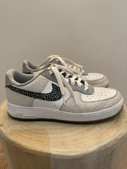 Nike Nike Air Force 1 Low sneakers featuring a textured "safari" or "elephant" print