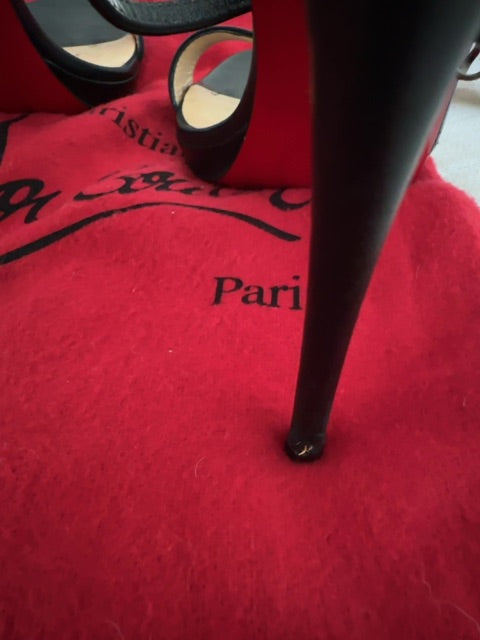Louboutins Loubi Queen 100mm Heels