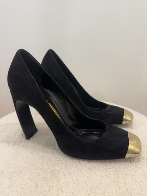 Nicholas Kirkwood Suede Pumps with Gold Cap Toe