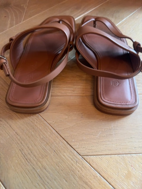 Loro Piana Sandals