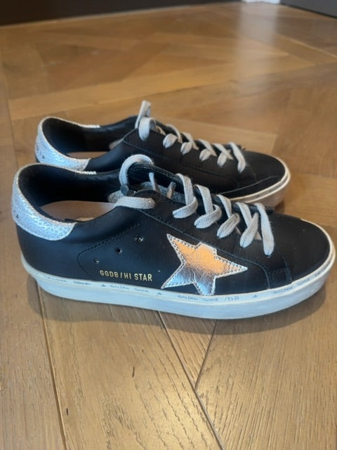 Golden Goose Sneakers