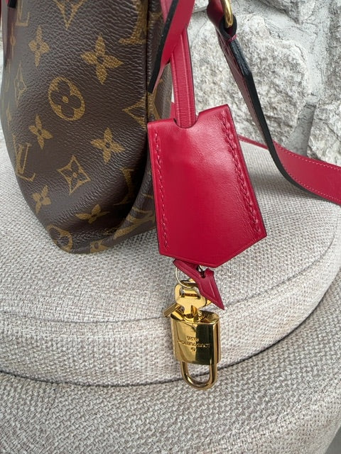 Louis Vuitton Purse -Monogram Flower Zipped Tote