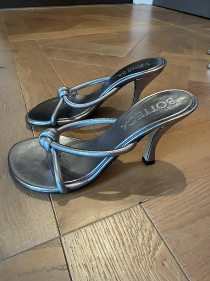 Bottega Veneta Blink metallic leather mule sandal in silver
