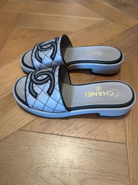 Chanel Slides