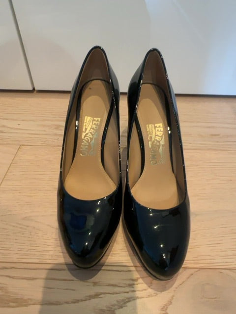 Ferragamo Patent Leather heels