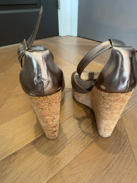 Jimmy Choo Metallic wedges