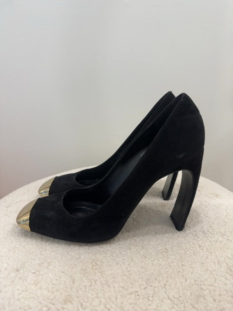 Nicholas Kirkwood Suede Pumps with Gold Cap Toe