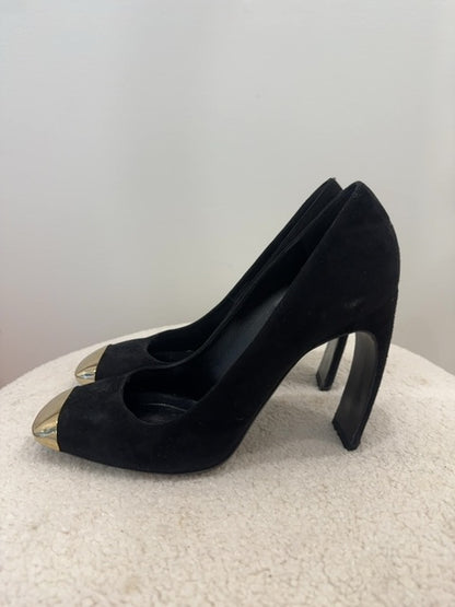 Nicholas Kirkwood Suede Pumps with Gold Cap Toe