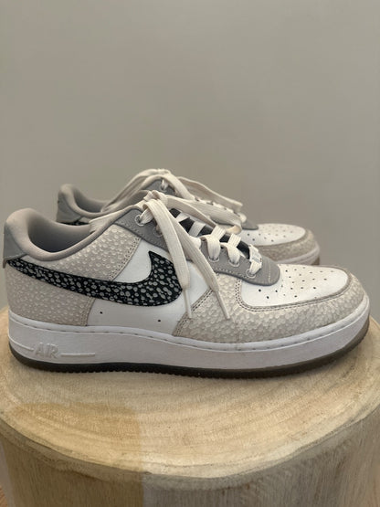 Nike Nike Air Force 1 Low sneakers featuring a textured "safari" or "elephant" print