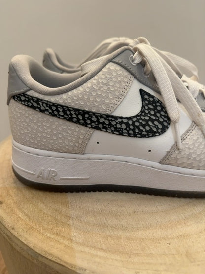 Nike Nike Air Force 1 Low sneakers featuring a textured "safari" or "elephant" print