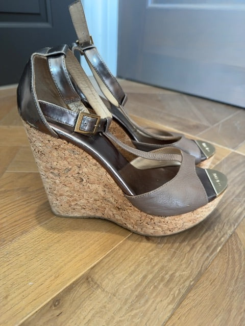 Jimmy Choo Metallic wedges